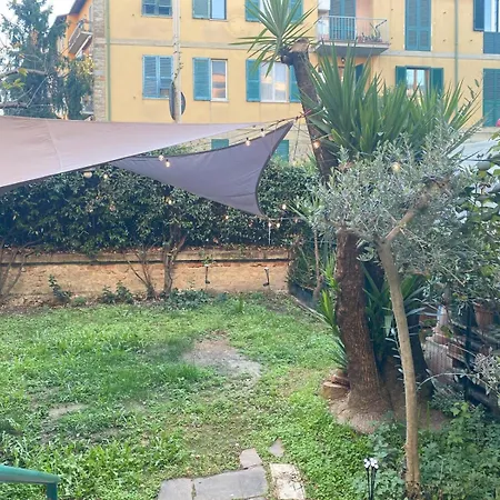 La Tartaruga Con La Vela Florence